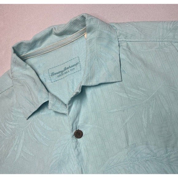 Tommy Bahama Other - Tommy Bahama 100% Silk Hawaiian Button Up Short Sleeve Blue Floral Men's Medium